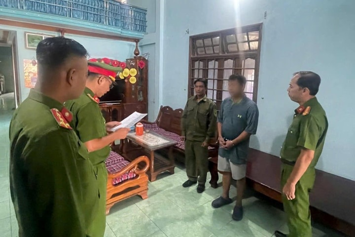 Tạm giữ đối tượng dùng búa đập phá hàng loạt trụ ATM