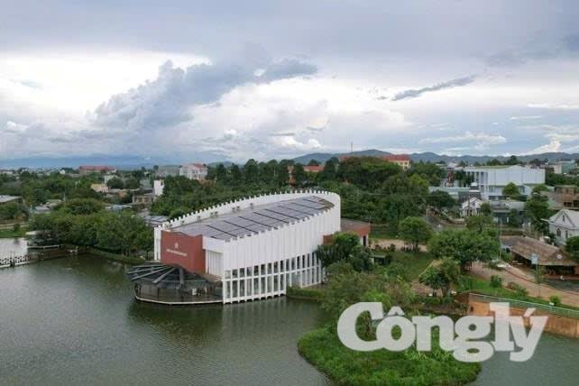 Khởi tố cựu Phó Chủ tịch huyện vì để đất công viên vào tay tư nhân