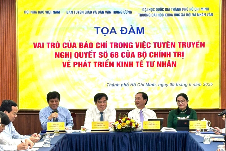 Báo chí – Cầu nối chính sách, khơi dậy niềm tin vào kinh tế tư nhân