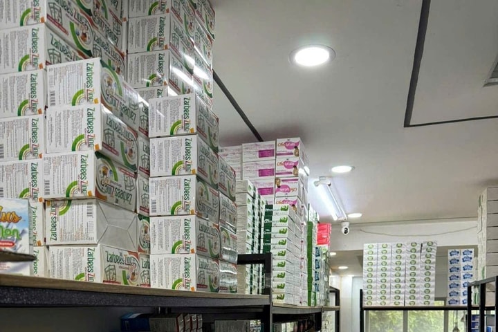 Phát hiện hơn 3.400 hộp thuốc, thực phẩm chức năng giả bị đổ trộm ở TP.HCM