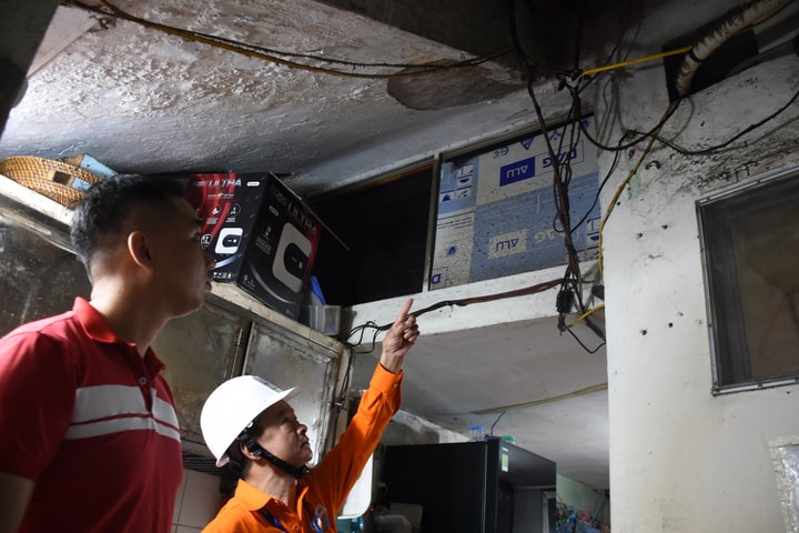 EVNHANOI cảnh báo nguy cơ chập điện tại các khu tập thể, chung cư cũ