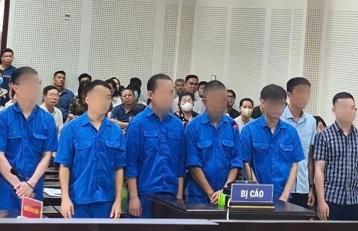 9 cán bộ một Sở ở Quảng Ninh lập hồ sơ giả, cắt xén lương nhân viên