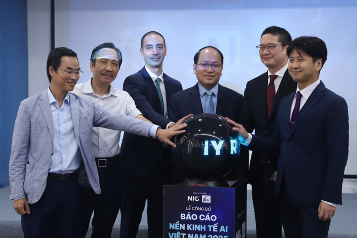 Việt Nam công bố báo cáo nền kinh tế AI đầu tiên, kỳ vọng 130 tỷ USD vào năm 2040