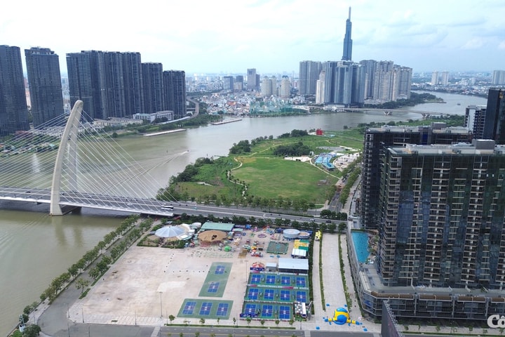 Bờ sông Thủ Thiêm khoác áo mới sau 3 thập kỷ