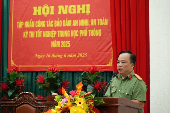 Tập huấn bảo đảm an ninh, an toàn kỳ thi tốt nghiệp THPT năm 2025