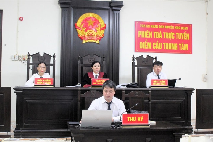 TAND huyện Nho Quan tổ chức phiên tòa rút kinh nghiệm trực tuyến