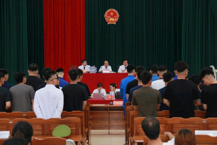 Phiên tòa lưu động xét xử 37 thanh thiếu niên gây rối trật tự công cộng