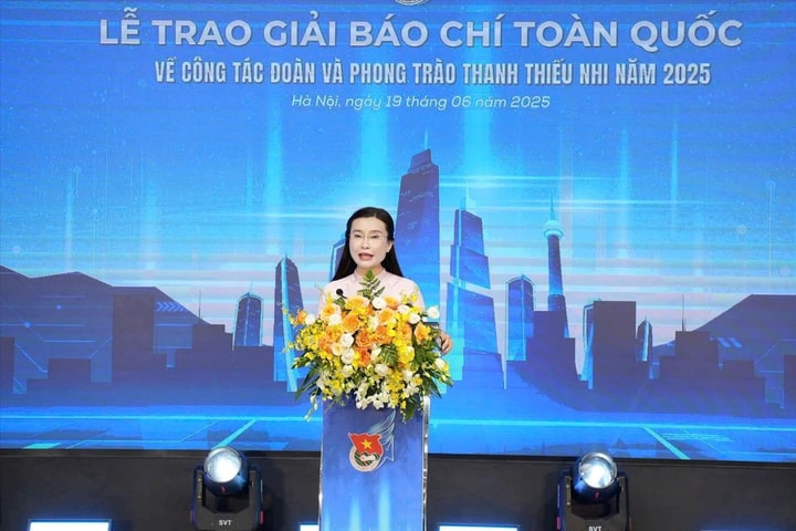 Tôn vinh các tác phẩm báo chí tiêu biểu về công tác Đoàn và phong trào thanh thiếu nhi