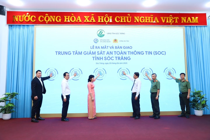 Lễ ra mắt và bàn giao Trung tâm Giám sát an toàn thông tin tỉnh Sóc Trăng