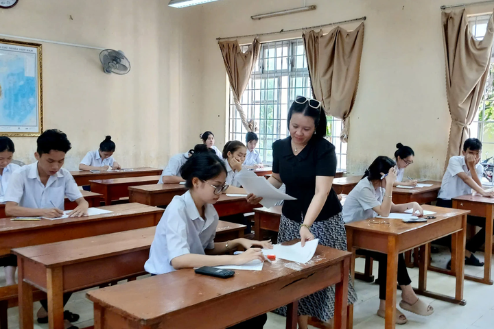 Ban coi thi chính thức làm việc, sẵn sàng cho kỳ thi tốt nghiệp THPT 2025