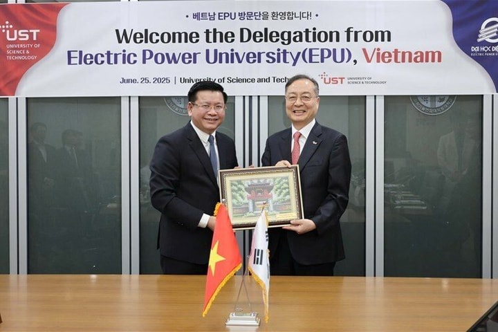 Đại học Điện lực thúc đẩy hợp tác đào tạo với UST Hàn Quốc
