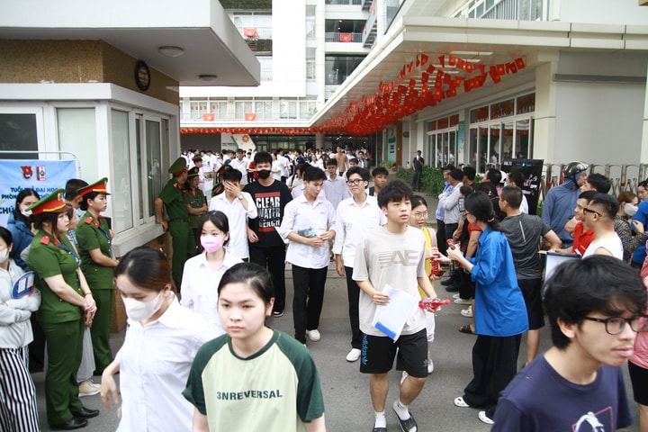 Nghi vấn lọt đề thi Toán tốt nghiệp THPT 2025, Ban Chỉ đạo kỳ thi nói gì?