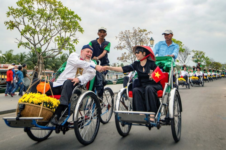 Khách quốc tế đến Hà Nội tăng mạnh, tổng thu du lịch 6 tháng vượt 62 nghìn tỷ đồng