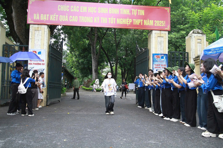 Đề tiếng Anh thi tốt nghiệp THPT theo chương trình cũ
