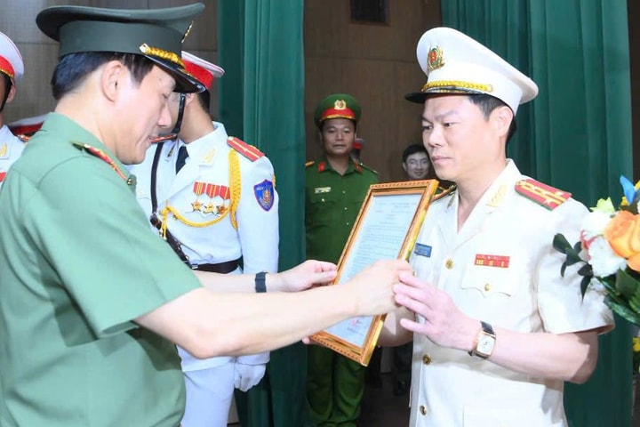 Đại tá Nguyễn Hữu Mạnh làm Giám đốc Công an tỉnh Ninh Bình mới