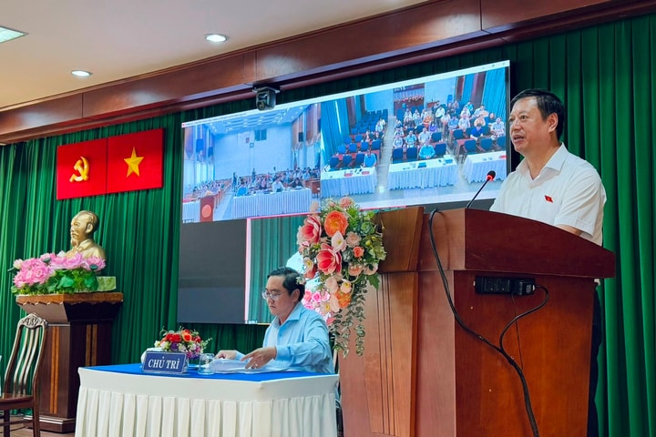 Phó Chánh án TANDTC Dương Văn Thăng tiếp xúc cử tri sau Kỳ họp thứ 9, Quốc hội khóa XV