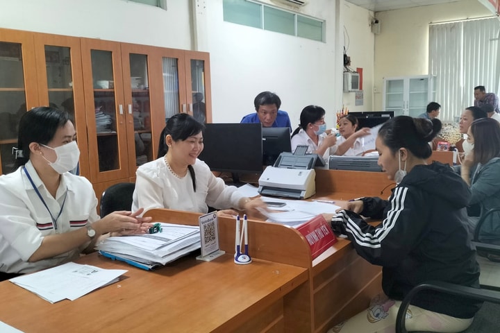 Cà Mau: Những tín hiệu khởi sắc trong ngày làm việc đầu tiên sau hợp nhất