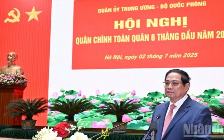 Thủ tướng Phạm Minh Chính dự Hội nghị Quân chính toàn quân 6 tháng đầu năm 2025