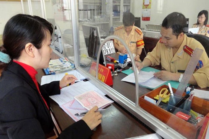 Mức thu lệ phí cấp chứng nhận đăng ký, biển số xe từ 01/7