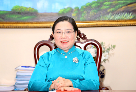 Bà Hồ Thị Cẩm Đào làm Chủ tịch Ủy ban MTTQ thành phố Cần Thơ