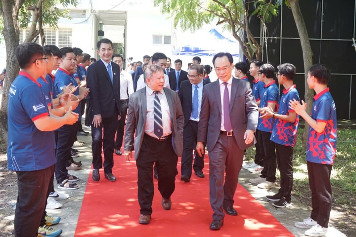 Bách khoa Đà Nẵng: 50 năm một hành trình tri thức và khát vọng vươn tầm