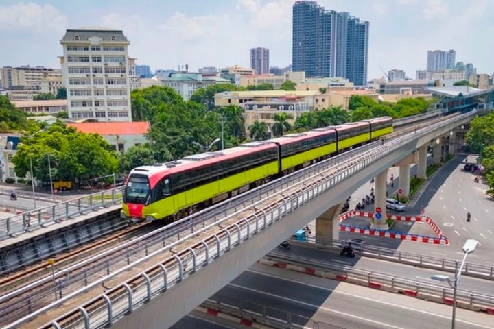 Từ ngày 1/8: Tăng giá vé tàu Nhổn-Ga Hà Nội và Cát Linh-Hà Đông