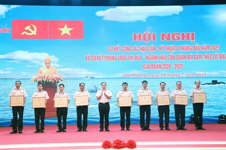 Quân chủng Hải quân chủ động bảo đảm hậu cần, kỹ thuật cho nhiệm vụ chiến đấu và diễn tập