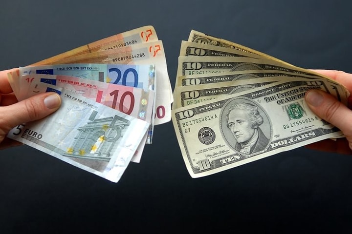 Tỷ giá USD ngày 9/7: Đô la Mỹ tiếp đà khởi sắc