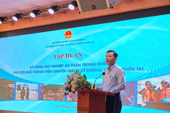 Tập huấn kỹ năng tác nghiệp an toàn trong thiên tai