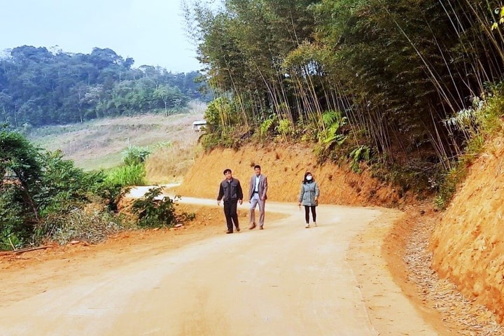 Cải tạo, nâng cấp hơn 1.700km đường giao thông nông thôn tại Cao Bằng