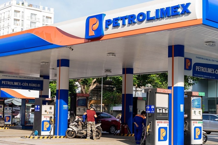 Đề xuất tiếp tục giảm thuế bảo vệ môi trường với xăng dầu đến hết năm 2026