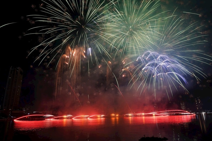 Đêm chung kết DIFF 2025: Rực rỡ ánh sáng, bùng nổ cảm xúc, lan tỏa khát vọng hòa bình