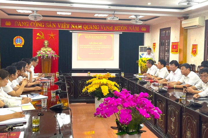 TAND tỉnh Quảng Trị: Quán triệt các nghị quyết của Hội đồng Thẩm phán TANDTC và kiện toàn tổ chức Đảng