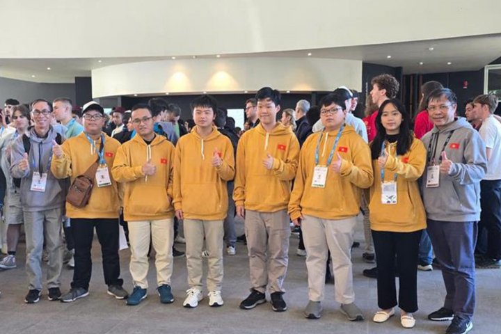 6 học sinh đoạt huy chương tại Olympic Toán quốc tế 2025