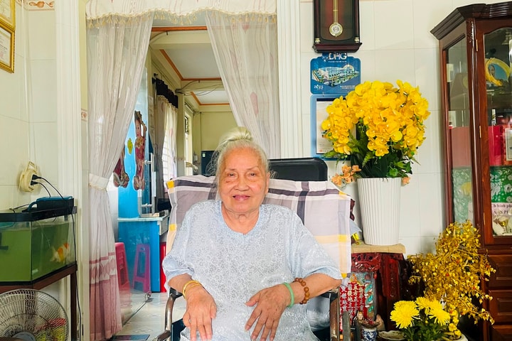 Mẹ Việt Nam Anh hùng Lê Thị Bình: Hãy sống xứng đáng với sự hi sinh của cha anh