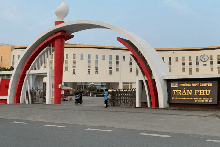 Lý giải vụ nhầm lẫn kết quả xét tuyển vào THPT chuyên Trần Phú