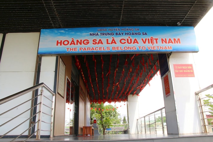 UBND đặc khu Hoàng Sa lý giải việc sử dụng cụm từ 'The Paracel belong to Vietnam'