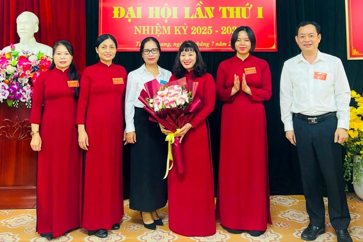 Đại hội Chi bộ lần thứ nhất TAND Khu vực 4 - Tuyên Quang