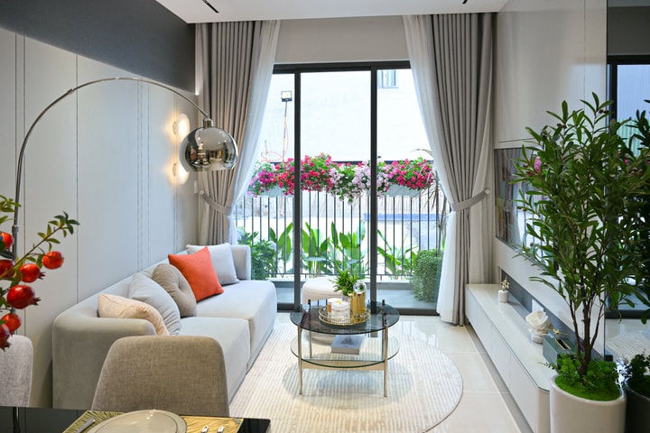 Phú Đông SkyOne khai trương điểm đón khách, ra mắt căn hộ mới