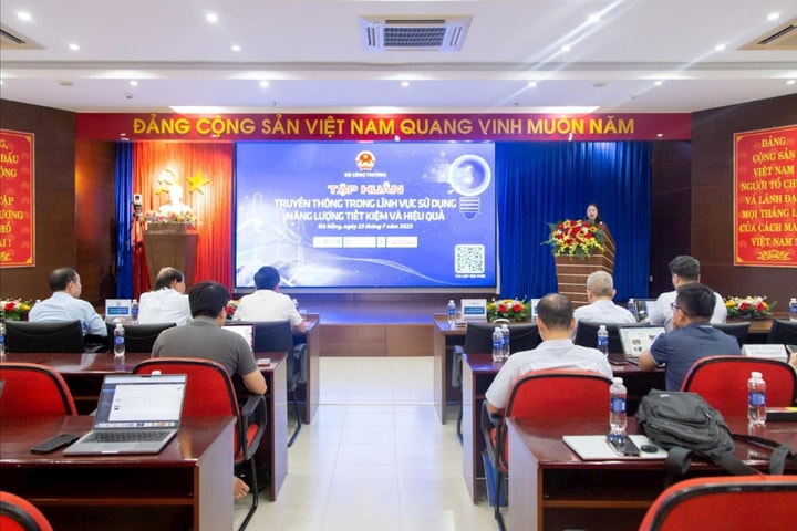 Truyền thông tiếp sức cho mục tiêu tiết kiệm năng lượng bền vững