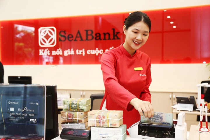 SeABank năm thứ 4 liên tiếp được vinh danh trong bảng xếp hạng “Top 1000 Ngân hàng thế giới”