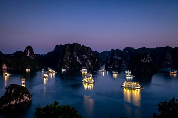 Quảng Ninh kêu gọi tiếp tục ủng hộ du lịch Hạ Long sau sự cố lật tàu