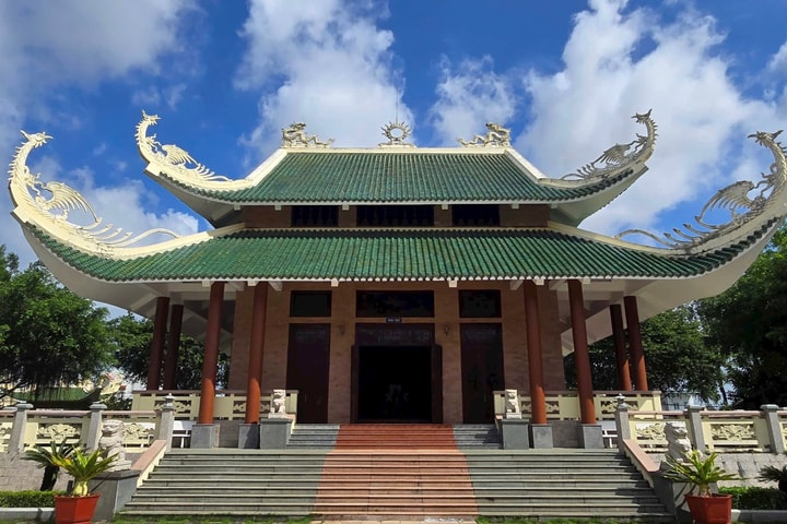 Gương sáng về tinh thần hiếu học của thủ khoa Bùi Hữu Nghĩa