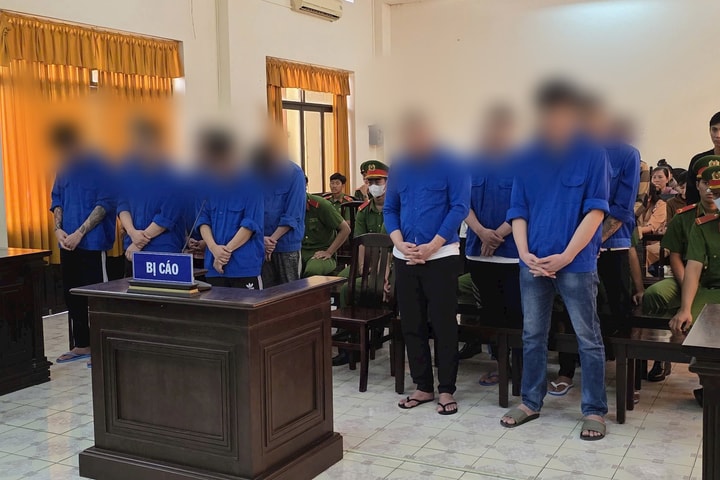 Hơn 90 năm tù cho nhóm thanh niên hỗn chiến bằng súng