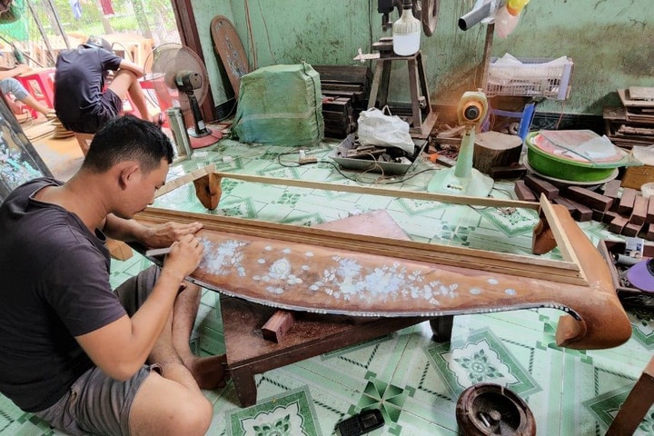 Khảm xà cừ Sơn Qui: Nét tinh hoa từ vỏ ốc hóa ngọc