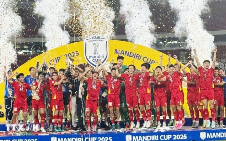 Thủ tướng gửi thư chúc mừng Đội tuyển U23 Việt Nam sau chiến thắng vang dội trước Đội tuyển U23 Indonesia