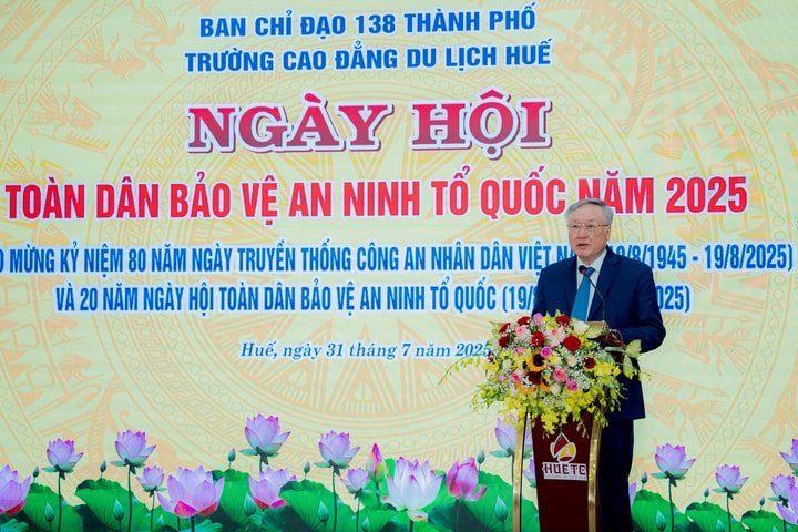 Phó Thủ tướng Nguyễn Hòa Bình dự Ngày hội Toàn dân bảo vệ an ninh Tổ quốc tại Huế