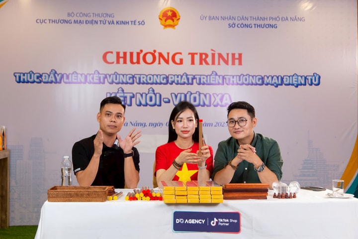 Mở đường cho đặc sản quê hương bằng công nghệ số