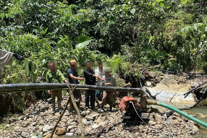 Phát hiện nhóm đối tượng khai thác vàng trái phép tại Tuyên Quang