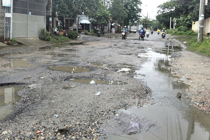 Nhiều tuyến đường tại phường Kon Tum xuống cấp nghiêm trọng